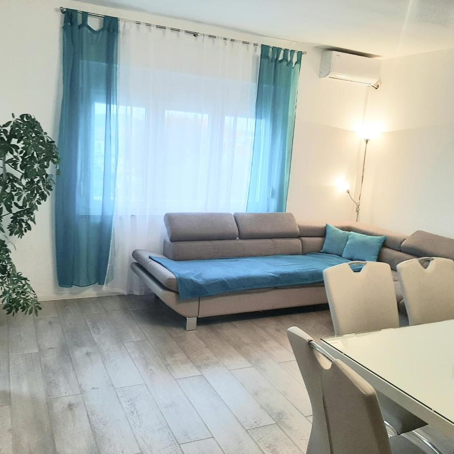 Apartments"Nika" With Private Pool Galovac  Kültér fotó