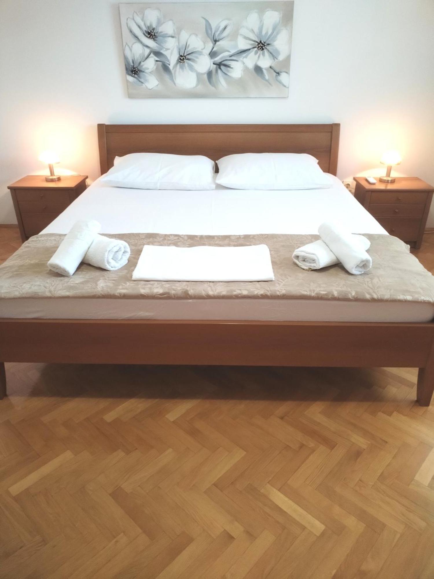 Apartments"Nika" With Private Pool Galovac  Kültér fotó