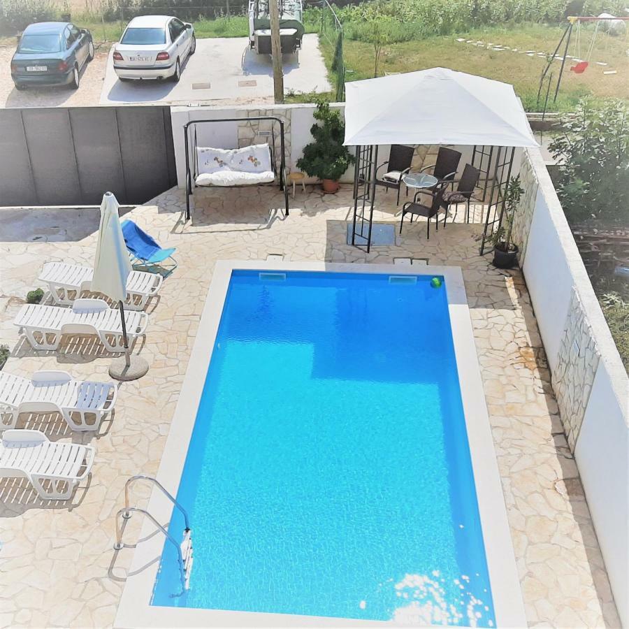 Apartments"Nika" With Private Pool Galovac  Kültér fotó